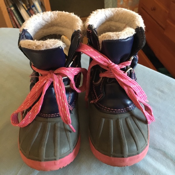 gymboree duck boots
